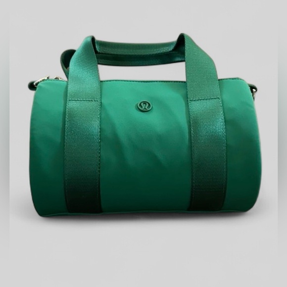 Lululemon- Nylon Mini Barrel Duffle Bag 5L-Cascadia Green -NWT - Picture 2 of 14